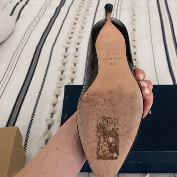 Cole Haan patent leather, size 5.5 heel - Picture 4 of 4